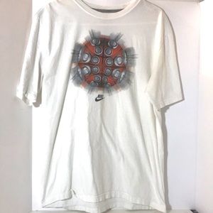 Nike short sleeve size large white orange graphic tee shirt basketball sports